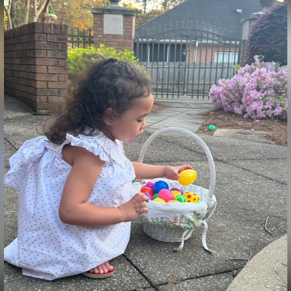 The Beaufort Bonnet Company White and Pink Port Royal Orchard